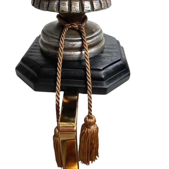 Stocking Holders Artichoke Pineapple Finial Elegant Silver/Gold/Bronze Set of 2 - Picture 3 of 16